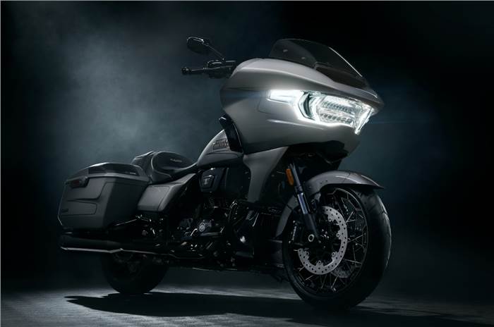 Harley-Davidson CVO Street Glide, CVO Road Glide unveiled